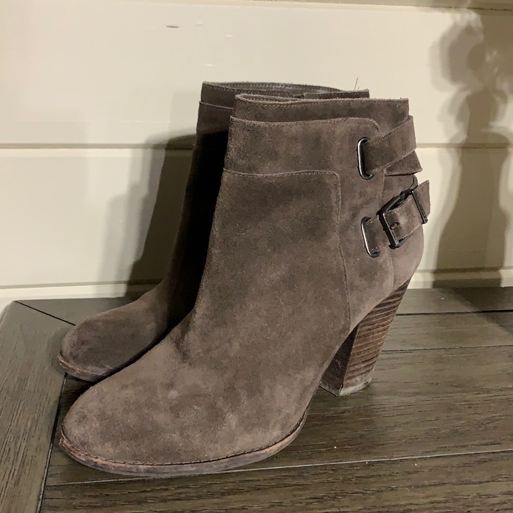 Gianni Bini Brown Booties